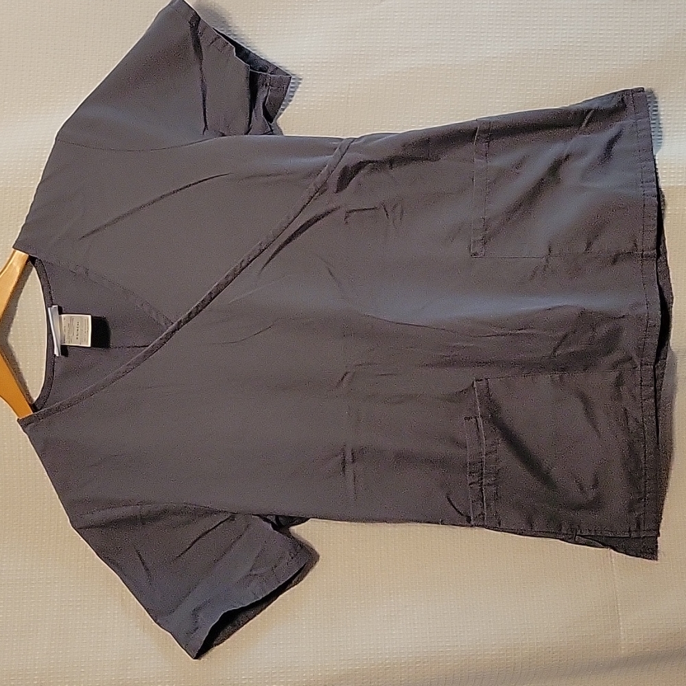 SB Scrubs Top